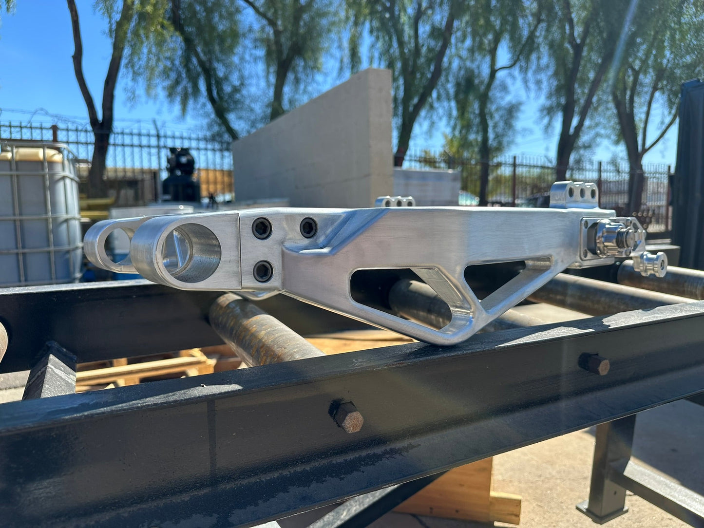 BAGGER PERFORMANCE SWINGARM