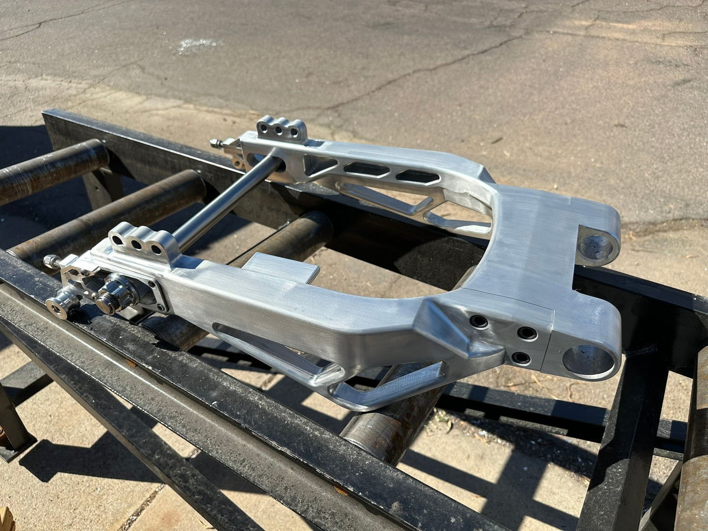 BAGGER PERFORMANCE SWINGARM