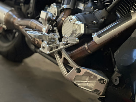 FRAME MOUNTED MID CONTROLS FOR 2019 AND UP BAGGERS