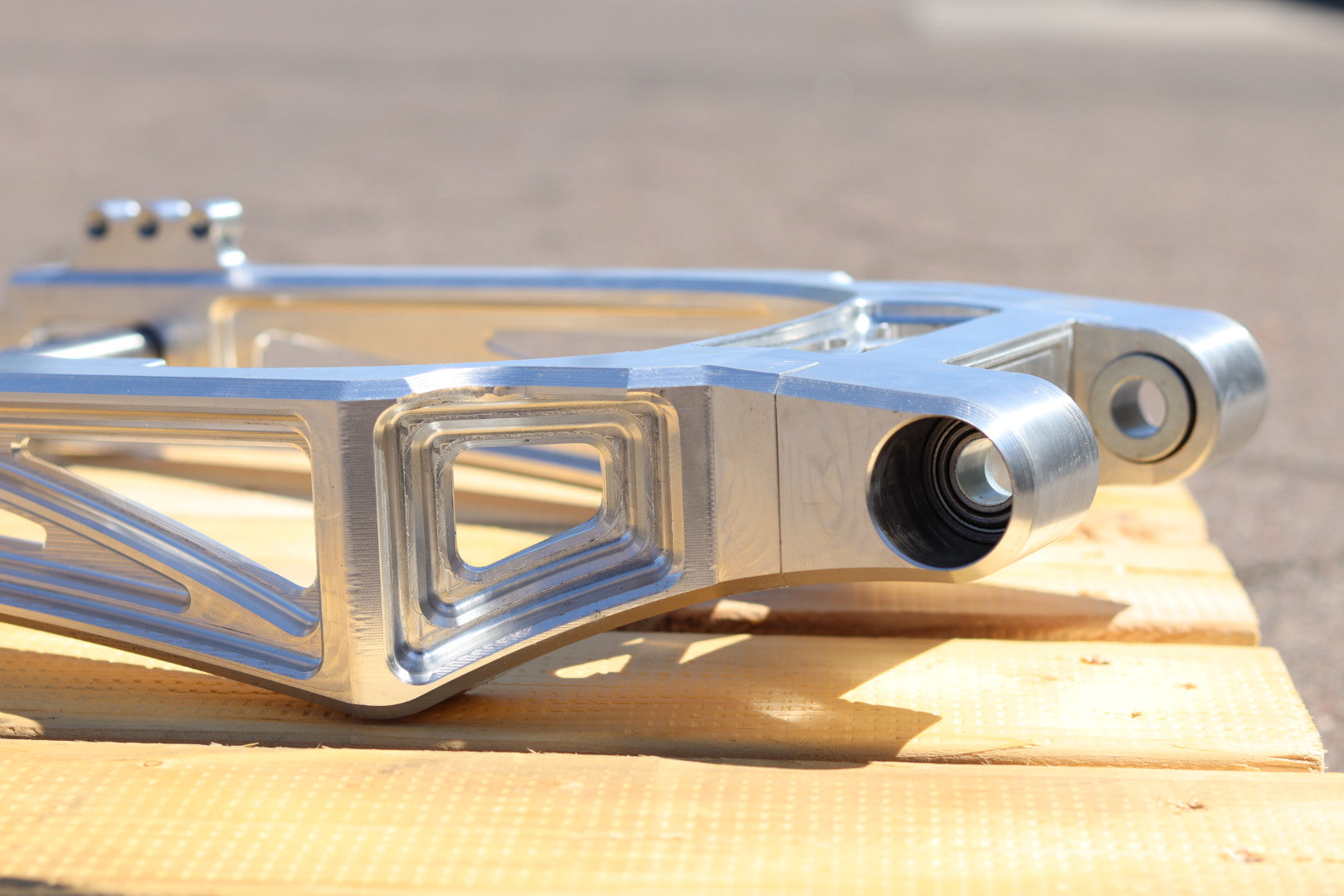 BAGGER PERFORMANCE SWINGARM