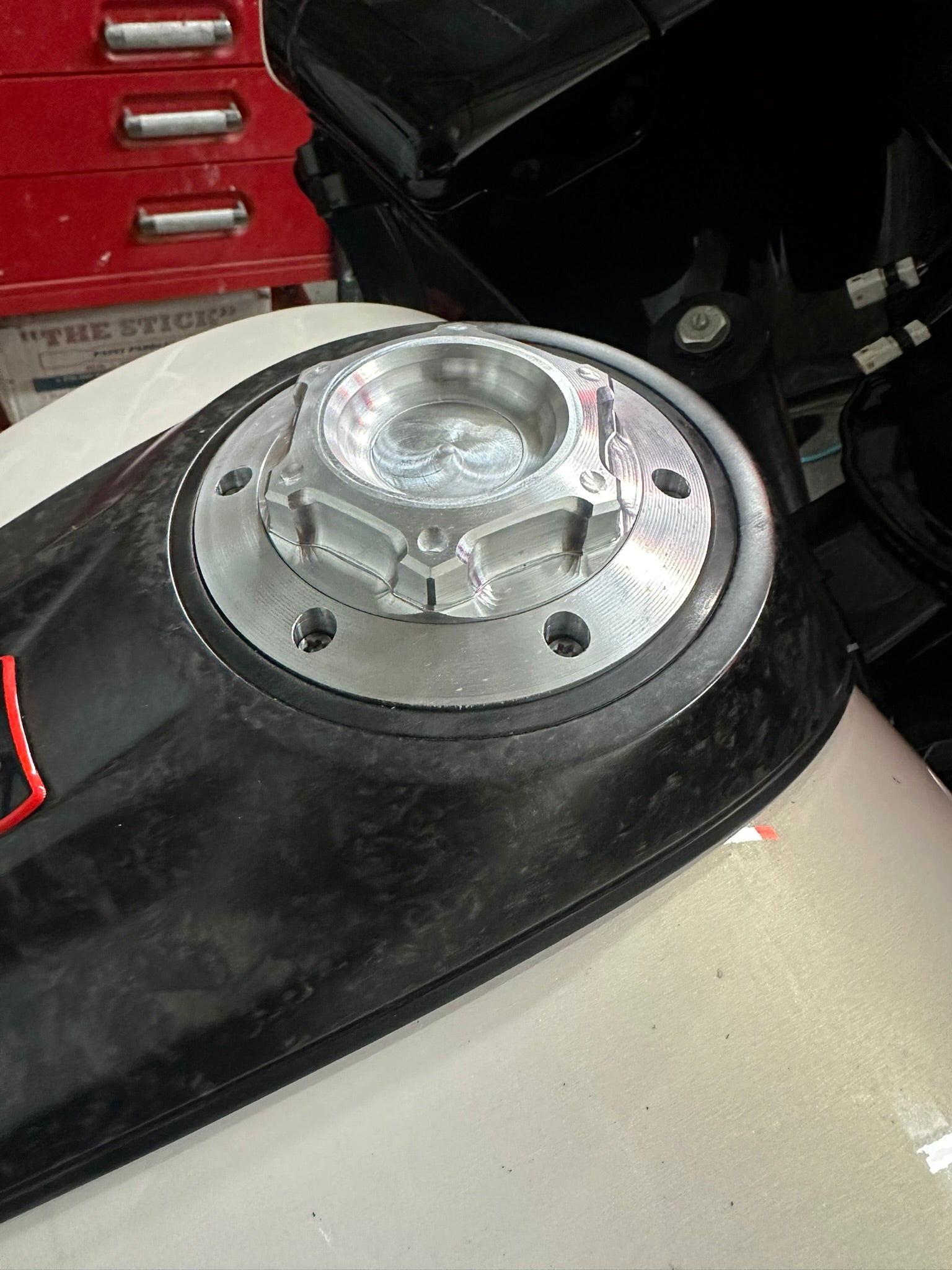 6 point 2024 Bagger Gas Cap Assembly